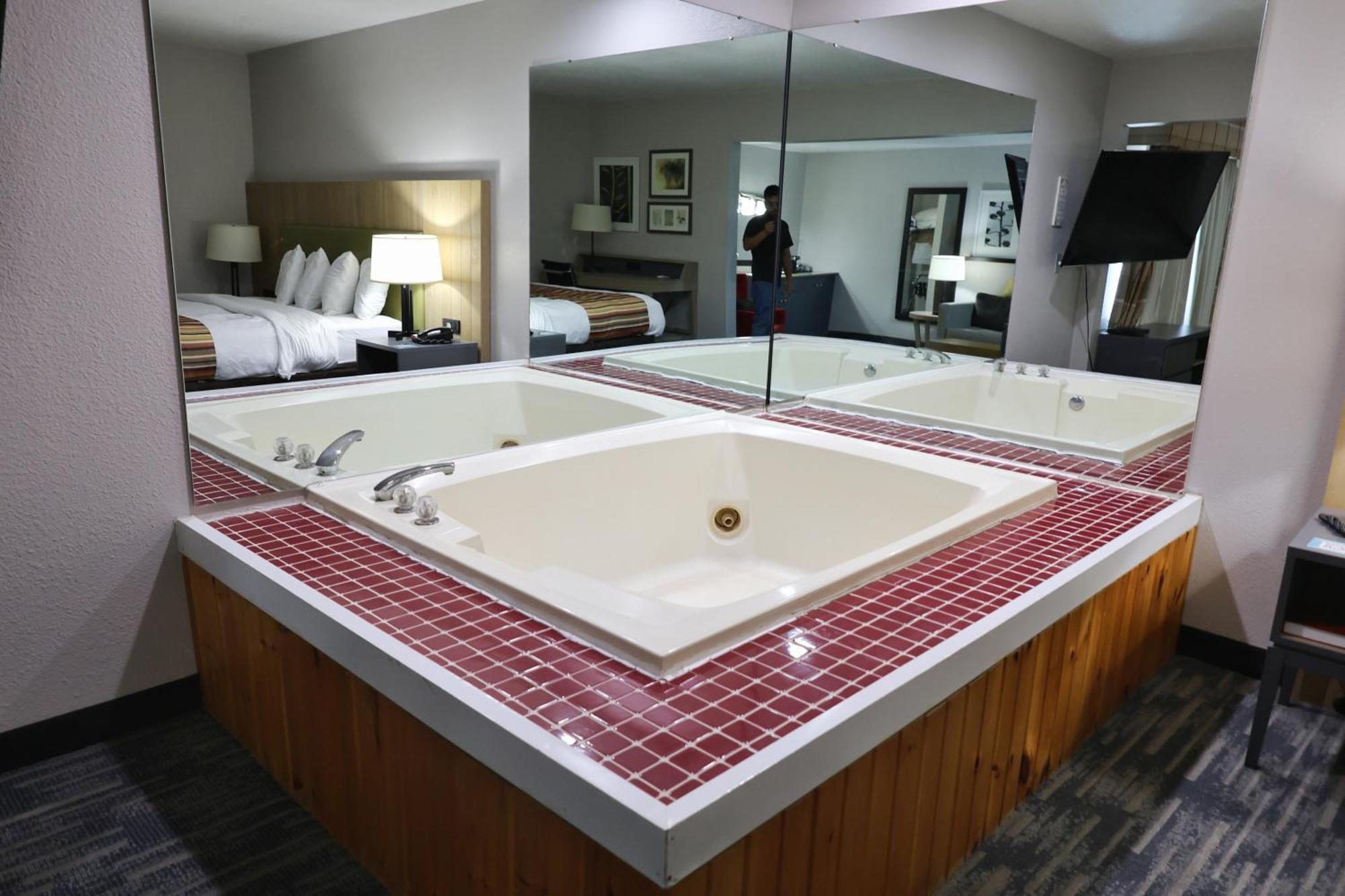 Country Inn & Suites By Radisson, Sparta, Wi Esterno foto
