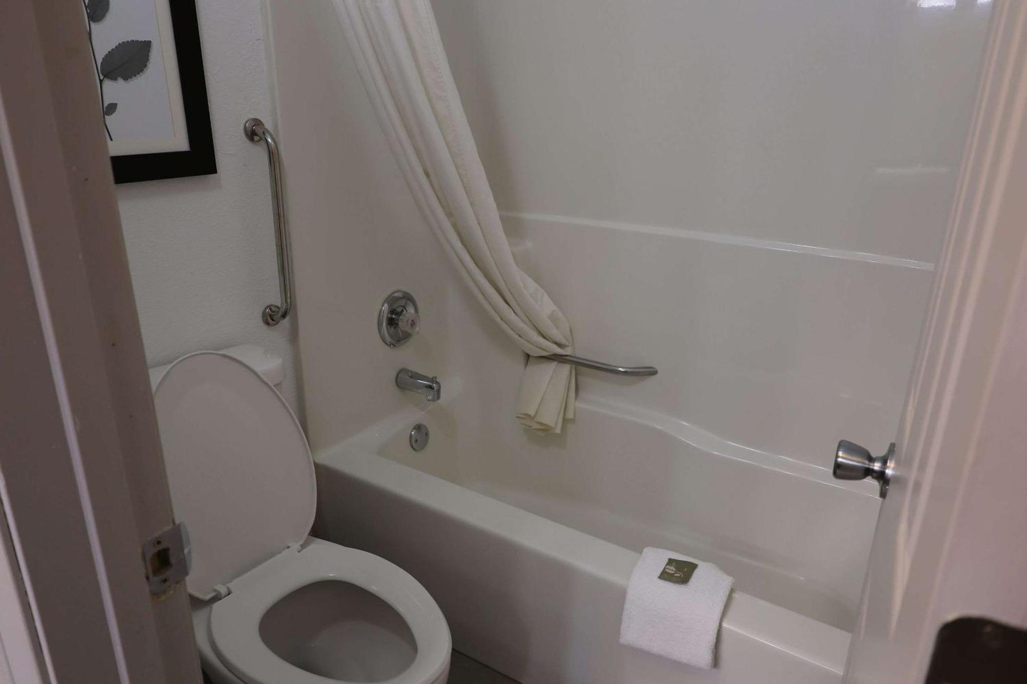 Country Inn & Suites By Radisson, Sparta, Wi Esterno foto